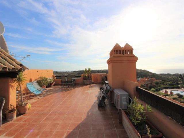 2 Bedroom Penthouse With A Private 360 Rooftop Terrace With Sea And Mountain Views Bahia de Casares Екстер'єр фото